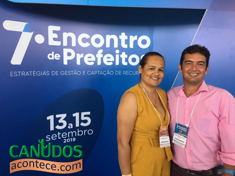Com objetivo de discutir soluções e novas ferramentas de gestão pública, o Prefeito de Canudos, Genário Rabelo (Geo), participou da sétima edição do Encontro de Prefeitos, realizado pela União dos Municípios da Bahia (UPB). 