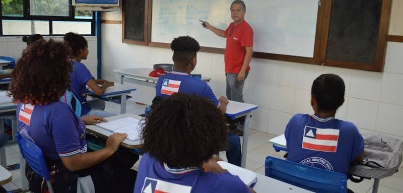 Prorrogadas as inscrições para processo seletivo de professor na rede estadual de ensino