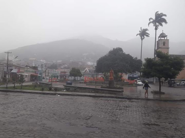 Nordeste: Prepare o guarda-chuva porque janeiro e fevereiro será de muita chuva e pouco calor, diz Climatempo