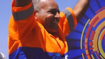 Gari baiano esquece nome da mulher em programa de TV e ganha sete vezes valor do salário; assista