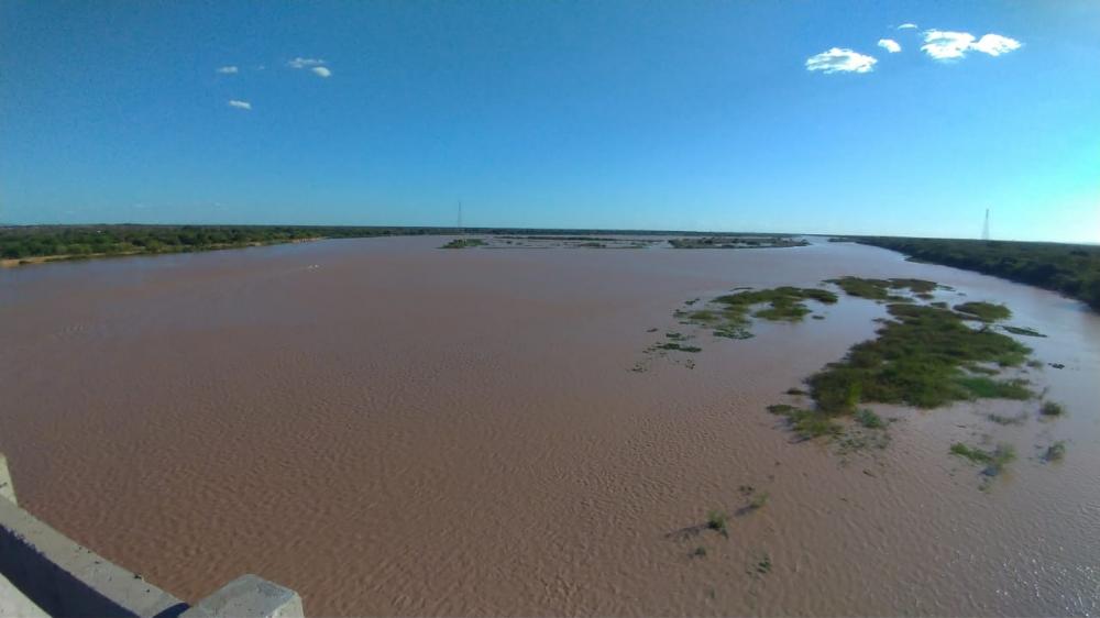 Nível do Rio São Francisco continua subindo e já chegou a quase 5 metros