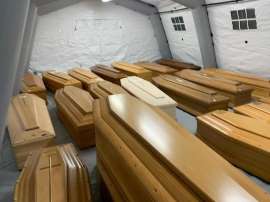 'Não dormimos há 3 dias', diz dono de funerária na Itália