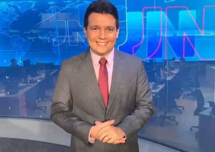 Apresentador do ‘JN’ infectado com coronavírus respira com ajuda de aparelhos