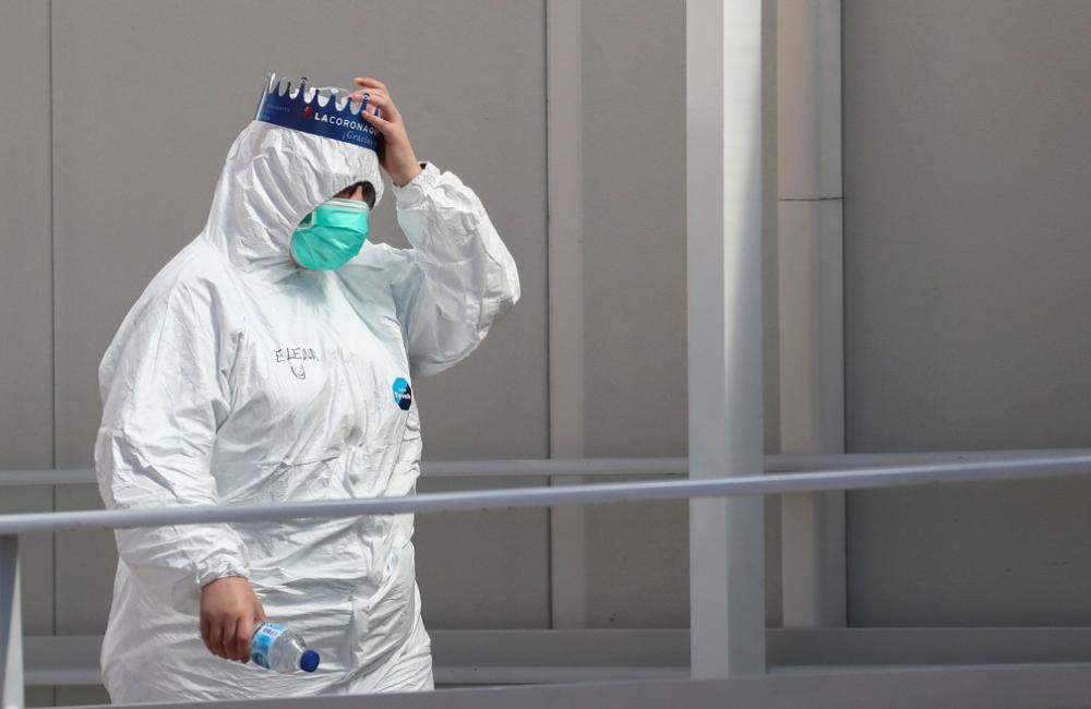Espanha tem 838 mortes por Covid-19 em 24 horas, segundo recorde em dois dias