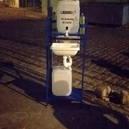 Prefeitura de Jeremoabo instala pias para higienização em vários pontos estratégicos do município