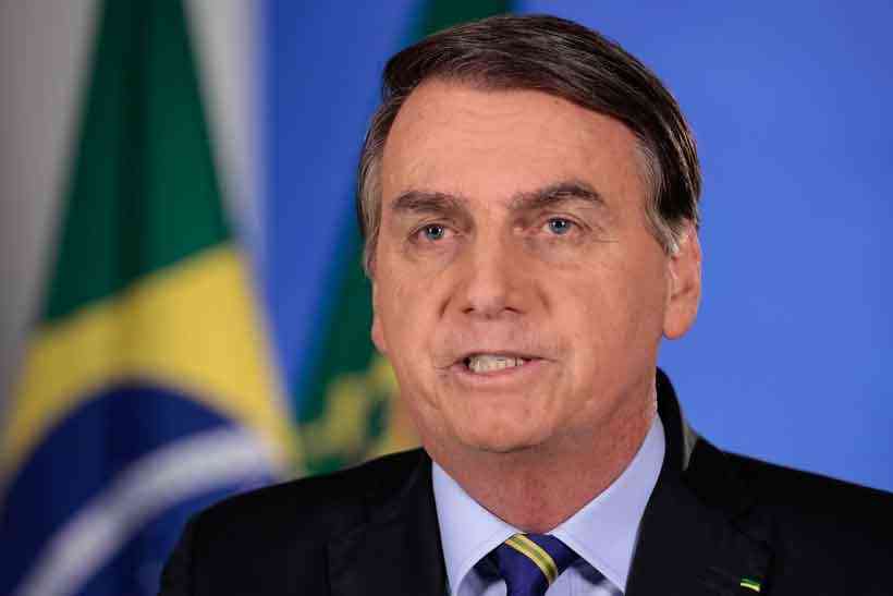 Em pronunciamento, Bolsonaro defende volta ao trabalho e uso da hidroxicloroquina contra o coronavírus