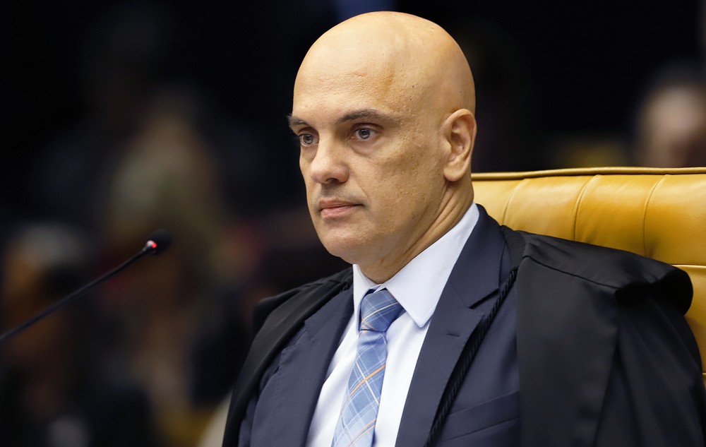 Ministro do STF proíbe governo federal de derrubar decisões de estados e municípios sobre isolamento