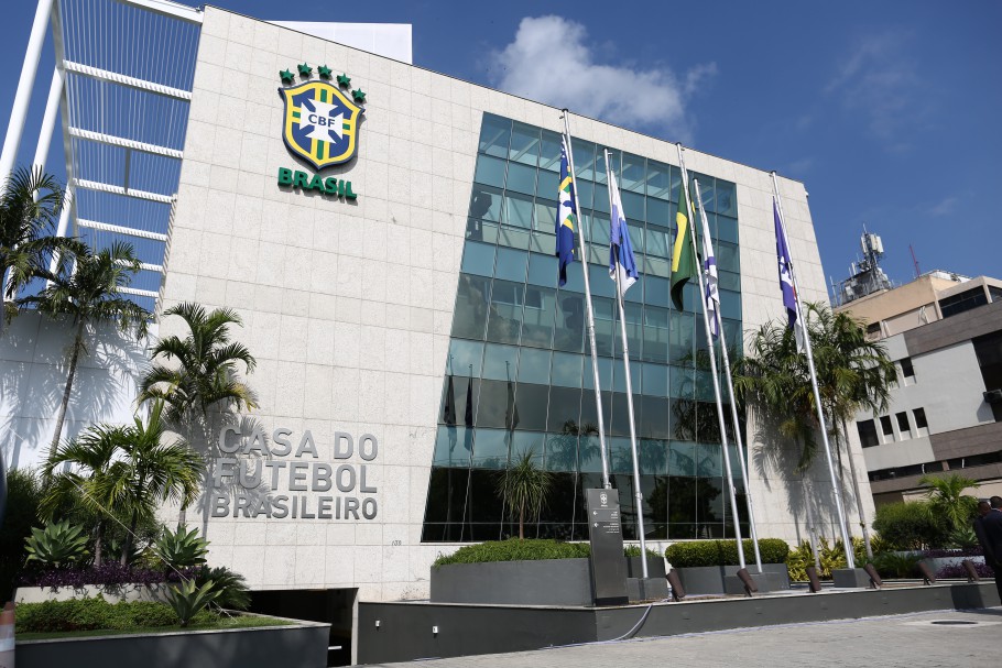 Ministério da Saúde não quer futebol antes de junho