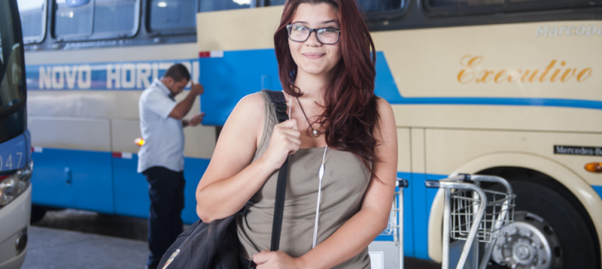Jovens entre 15 e 29 anos podem viajar de graça pelo Brasil; saiba como