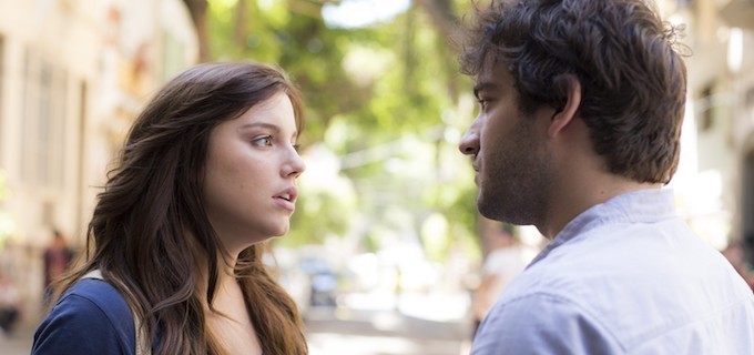 A Lei do Amor: Marina e Tiago transam na mesa do escritório: “Você é louca”
