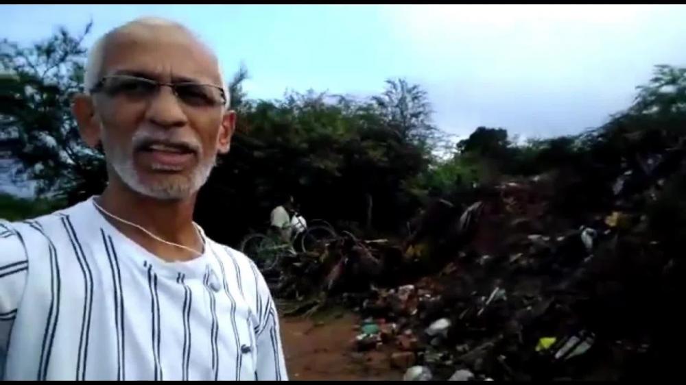 Psicólogo Marcos Cruz denúncia barreira sanitária feita com lixo em Jeremoabo/BA