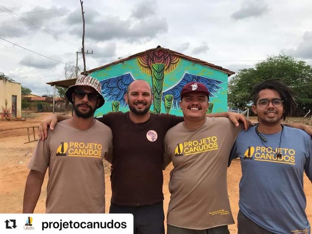 Canudos: projeto para trazer arte para a comunidade do Raso 