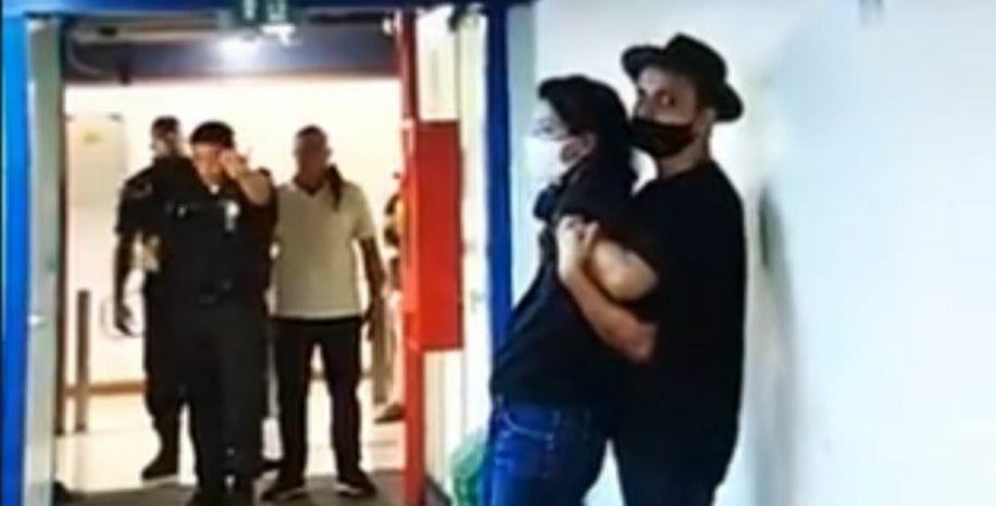 Homem armado com faca invade sede da TV Globo e faz repórter refém