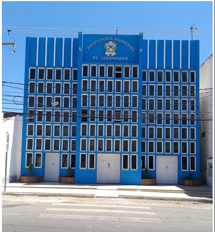 Desempregada tem auxílio negado e descobre que foi funcionária fantasma na prefeitura de Jeremoabo-BA