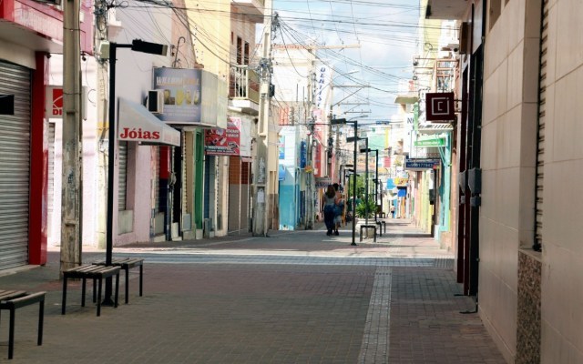 Prefeitura de Juazeiro decreta extensão do fechamento do comércio e do toque de recolher até o dia 12 de julho