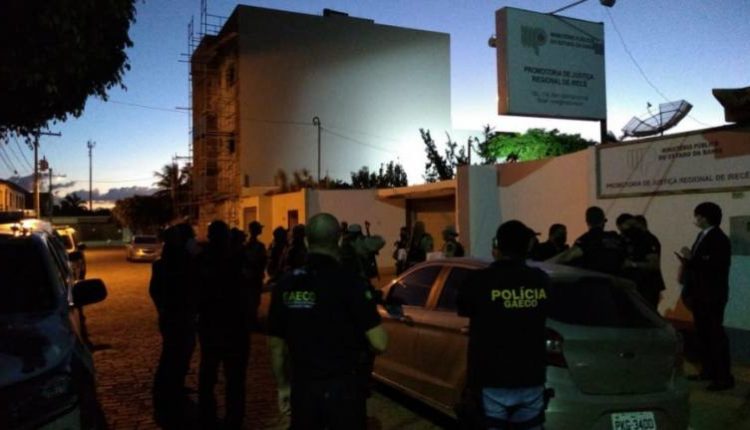 Polícia faz operação na Bahia e mais sete estados contra esquema de comercialização de testes falsos da Covid-19