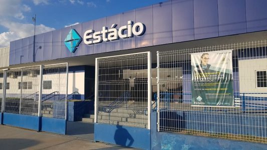 Justiça obriga faculdade particular de Juazeiro a reduzir valor das mensalidades por causa da pandemia da covid-19