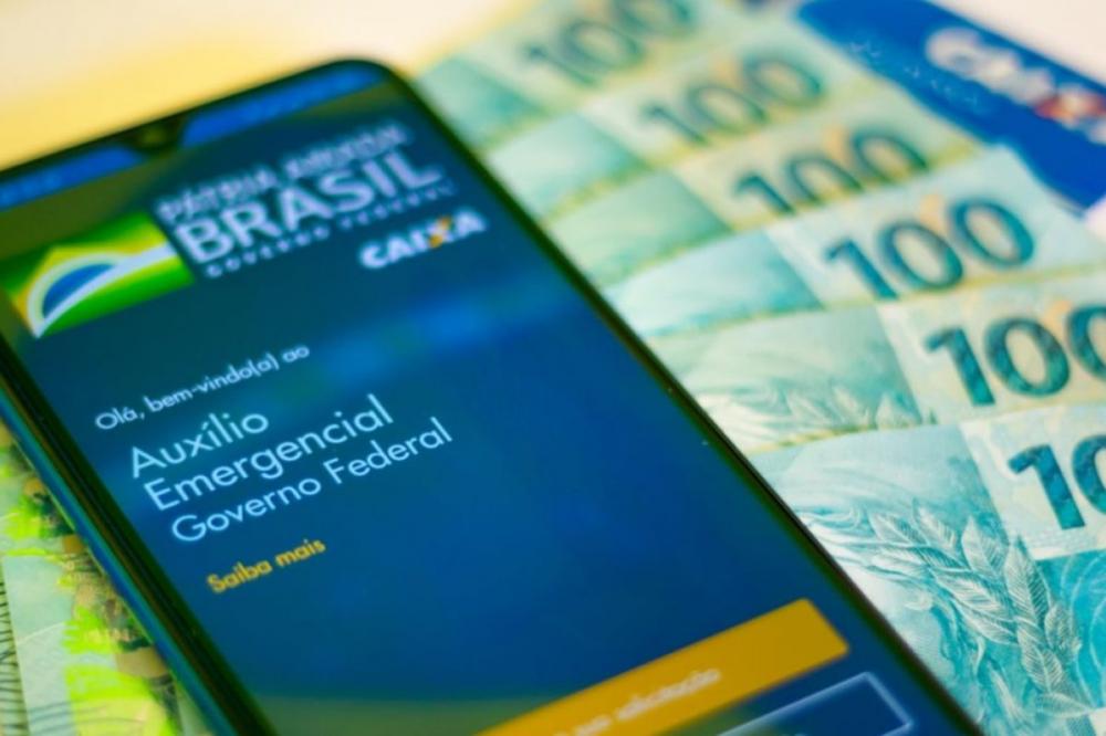 Suspeita de fraude no auxílio emergencial envolve 70.296 servidores municipais na Bahia