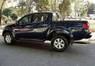 Criminosos fortemente armados, roubam picape na BR 110, em Ribeira do Pombal-BA.