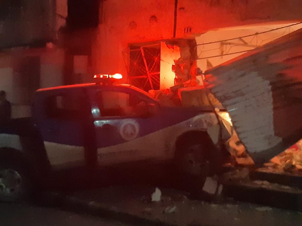 Viatura policial invade casa durante perseguição no centro da cidade de Euclides da Cunha