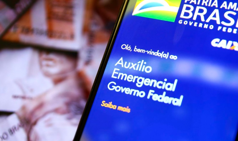 Auxílio de R$ 300 suspenso? Saiba como contestar até o dia 02