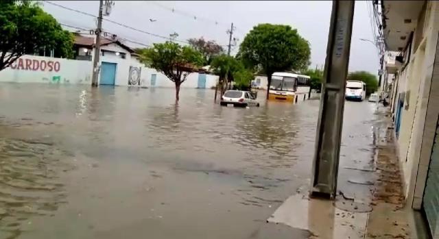 Governo declara situação de emergência em Juazeiro e outras oito cidades afetadas por chuvas