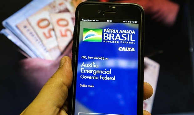Caixa paga hoje auxílio emergencial para nascidos em novembro
