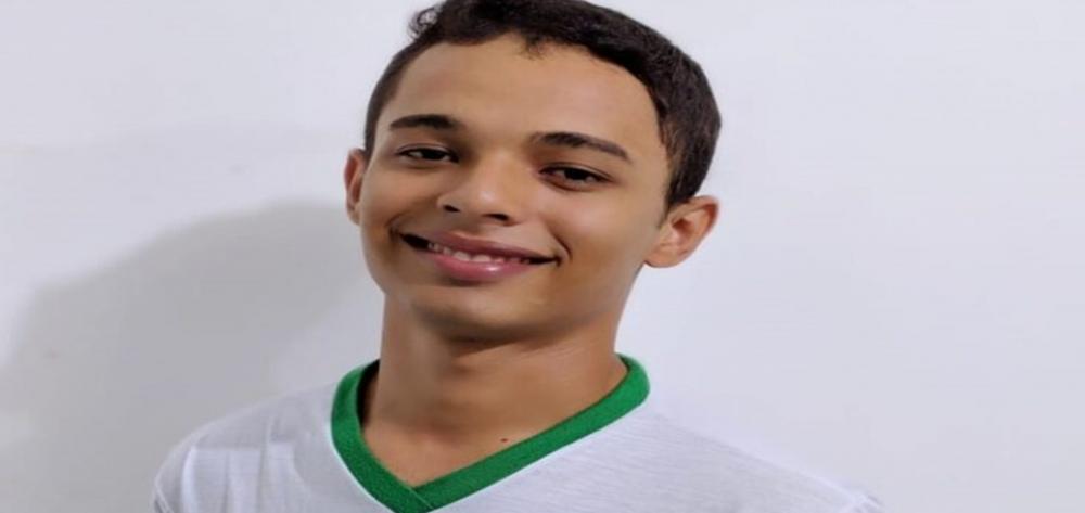 1º lugar de medicina na UFPI, Lucas Oliveira veio da escola pública