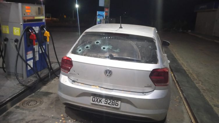 Dupla suspeita de ataque em Jeremoabo morre em confronto com a PM na BA-210