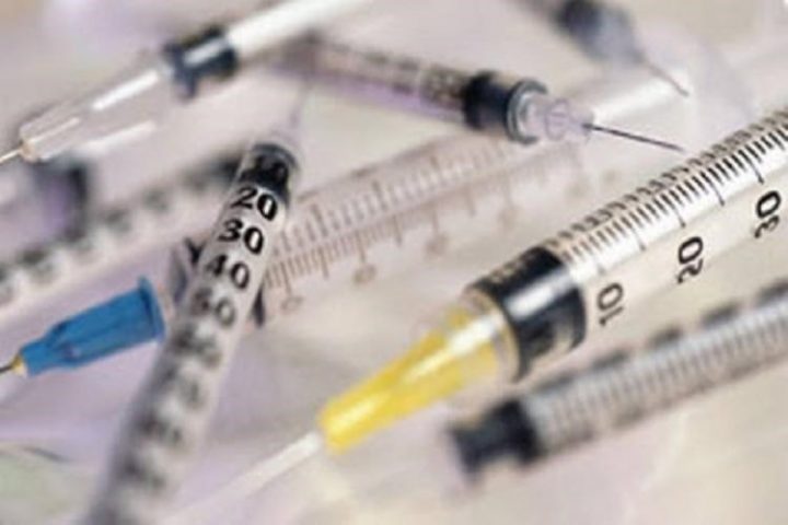 Governo zera imposto de importação de seringas e agulhas até junho