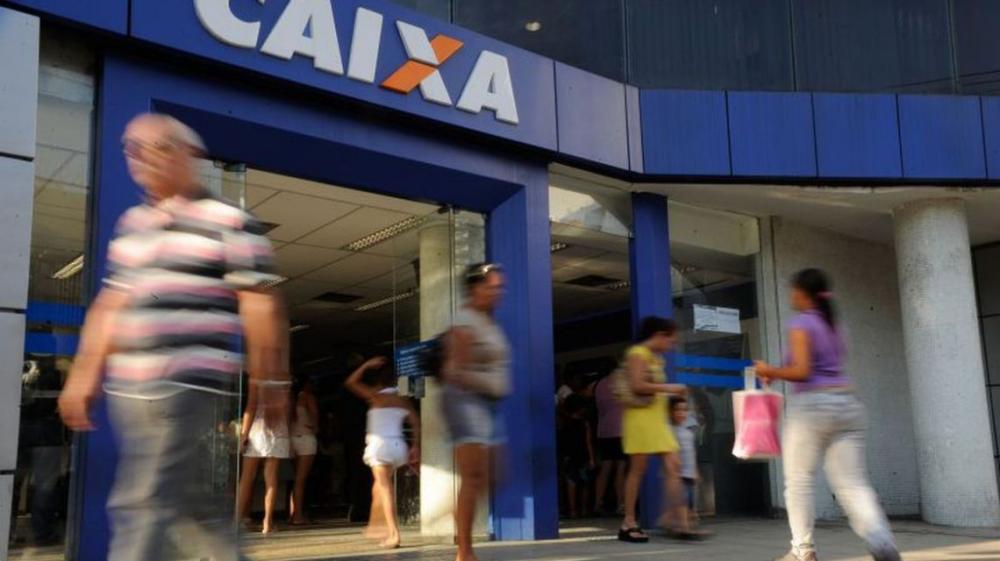Nascidos em outubro podem sacar auxílio emergencial a partir de hoje