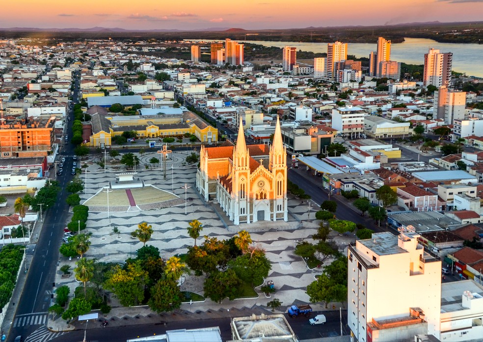Petrolina chega a 180 óbitos decorrentes da Covid-19