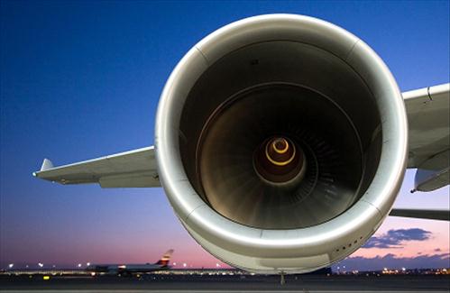 Com problema em turbina, aeronave que conduzia Aviões do Forró faz pouso de emergencia e show que a banda faria na BA é cancelado