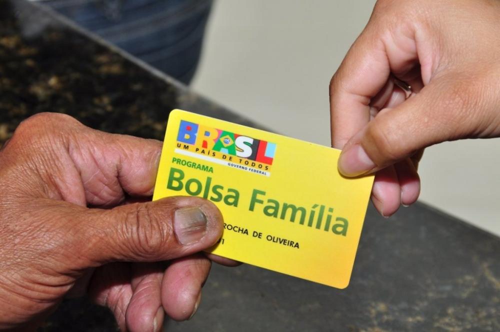 STF define prazo de 10 dias para Governo Federal promover reintegração de 12,7 mil famílias baianas inscritas no Bolsa Família