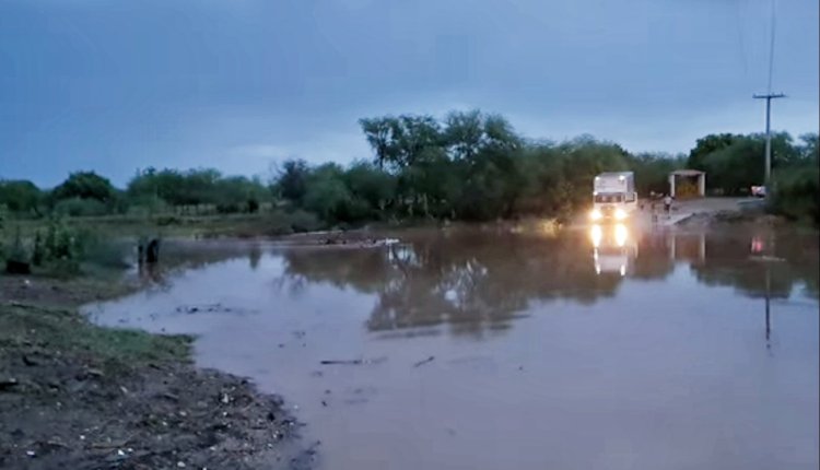 Uauá (BA): chuva intensa atinge região e Rio Vaza Barris transborda