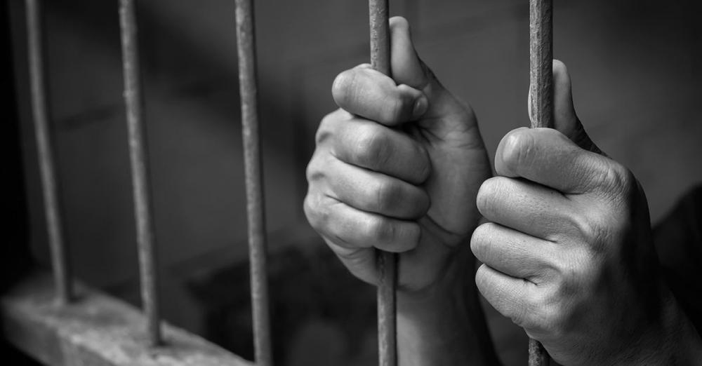 Polícia prende mulher acusada de estuprar criança em Ribeira do Pombal