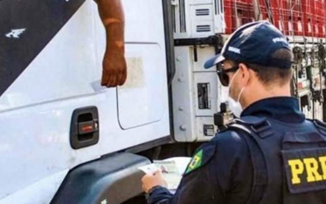 PRF inicia fiscalização do exame toxicológico de motoristas em todo o país