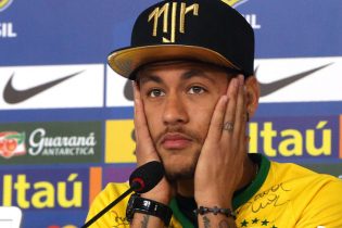 Neymar é julgado por multa milionária à Receita Federal
