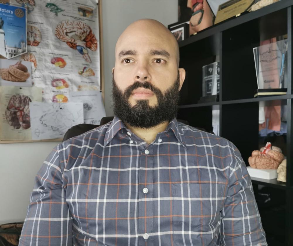 Neurocientista Fabiano de Abreu traz alerta sobre os riscos dentro do ambiente digital