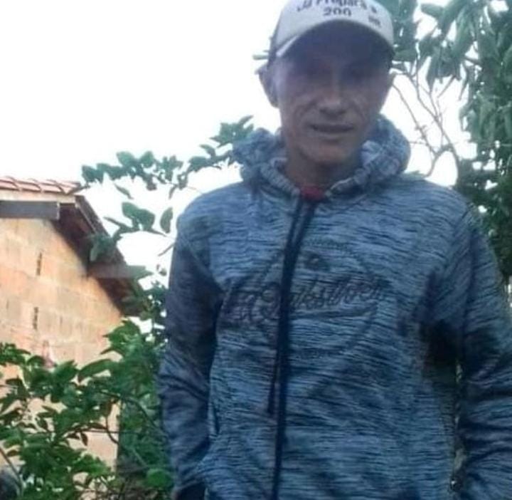 Motociclista morre após ser arremessado para fora da pista, na BR-116, Euclides da Cunha