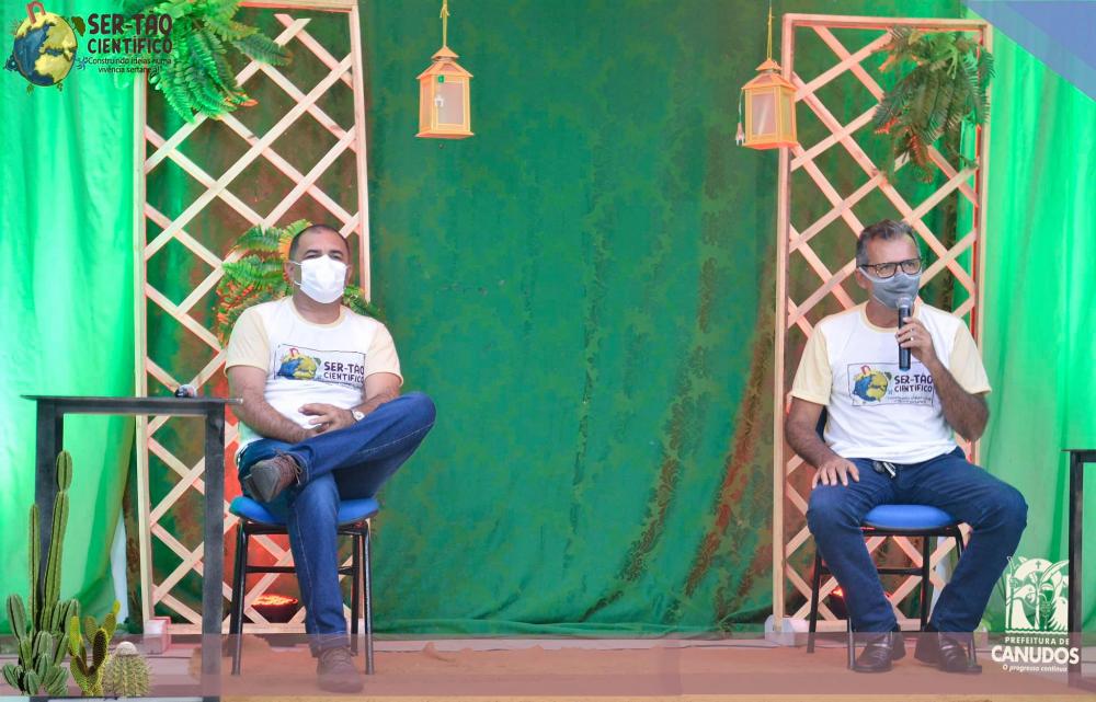 Na noite dessa Terça-feira (10) em Canudos, aconteceu o primeiro dia do Ser-Tão Científico