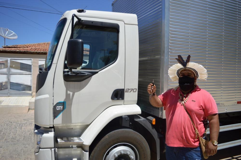 Comunidade Indígena Tuxá se prepara para lançar óleo de coco no mercado