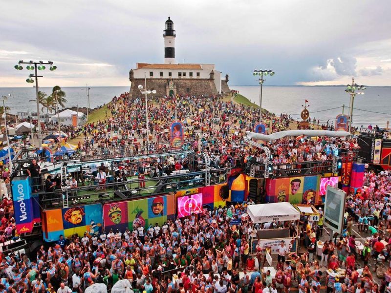 Trabalhadores que atuam no Carnaval farão manifestação a favor da festa no domingo