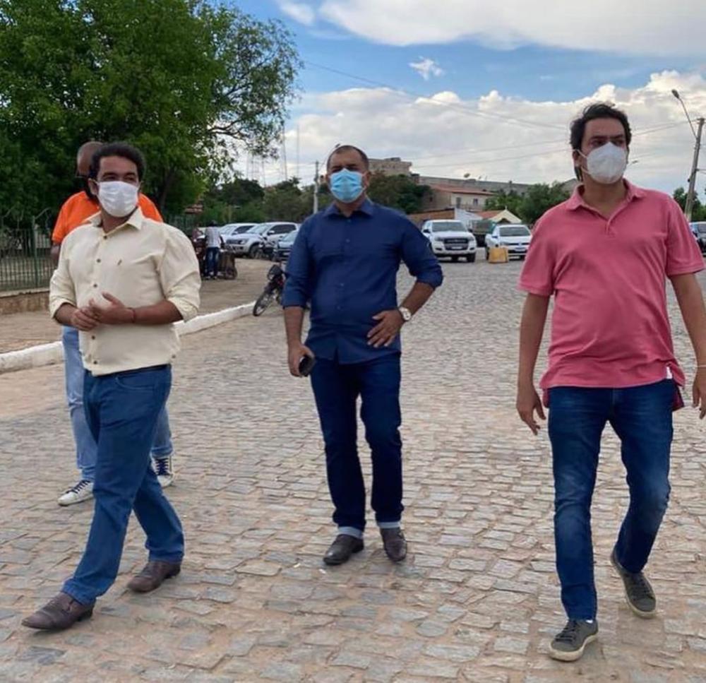 Pedro Tavares destaca ligação com Canudos e reafirma trabalho em visita à cidade 