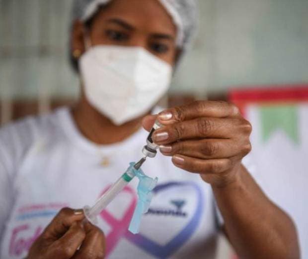 Confira estratégia de vacinação contra Covid-19 em Salvador nesta segunda (6)
