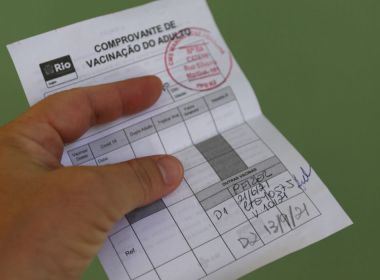 Governo deve publicar nova portaria e cobrar passaporte da vacina a partir desta segunda