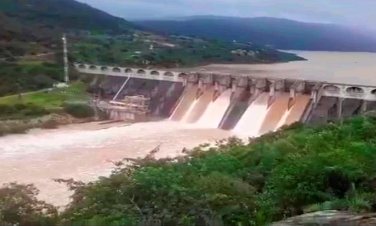 Chesf anuncia abertura de seis das sete comportas da Usina da Pedra, no Sudoeste da Bahia