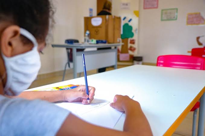 Bahia está entre os 5 estados que vão pedir comprovante de vacinação nas escolas