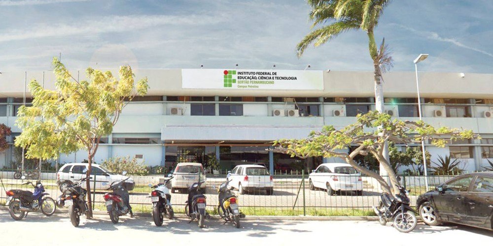Campus Petrolina do IF Sertão-PE oferta 100 vagas para cursos de Educação de Jovens e Adultos