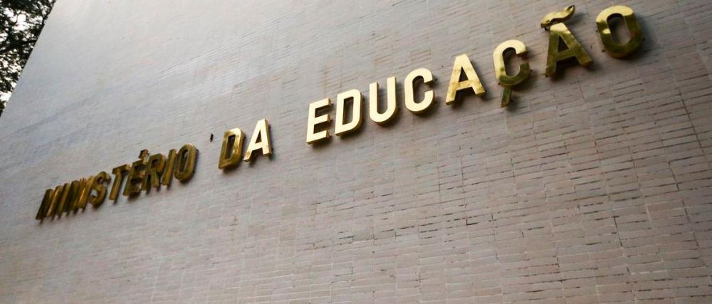 Inep confirma realização do Enem 2022 nos dias 13 e 20 de novembro